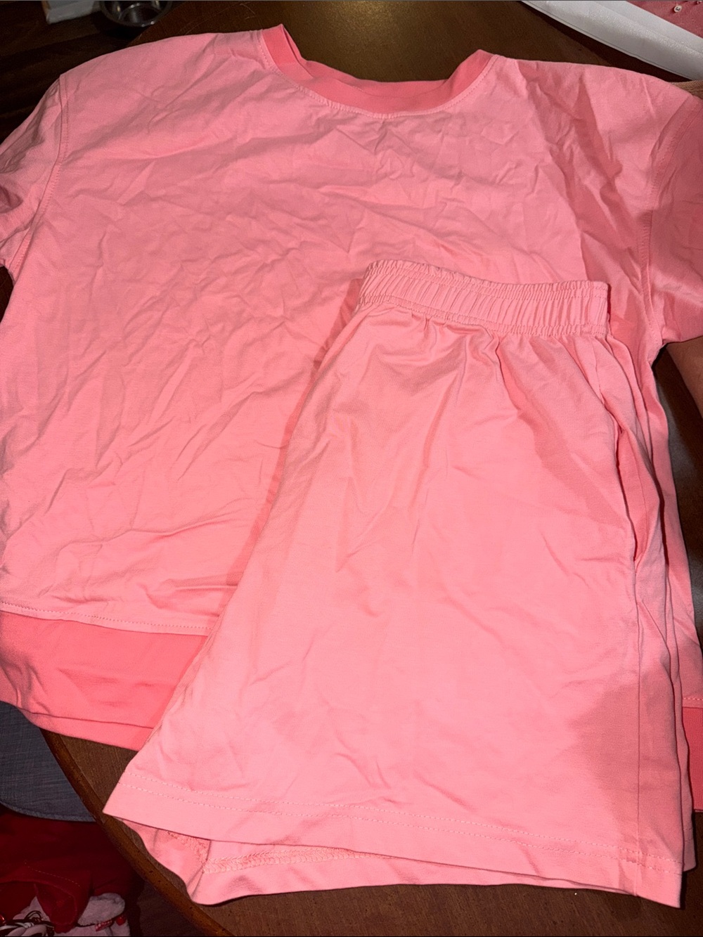 Women's Pink Shirt & Short Set sz Large